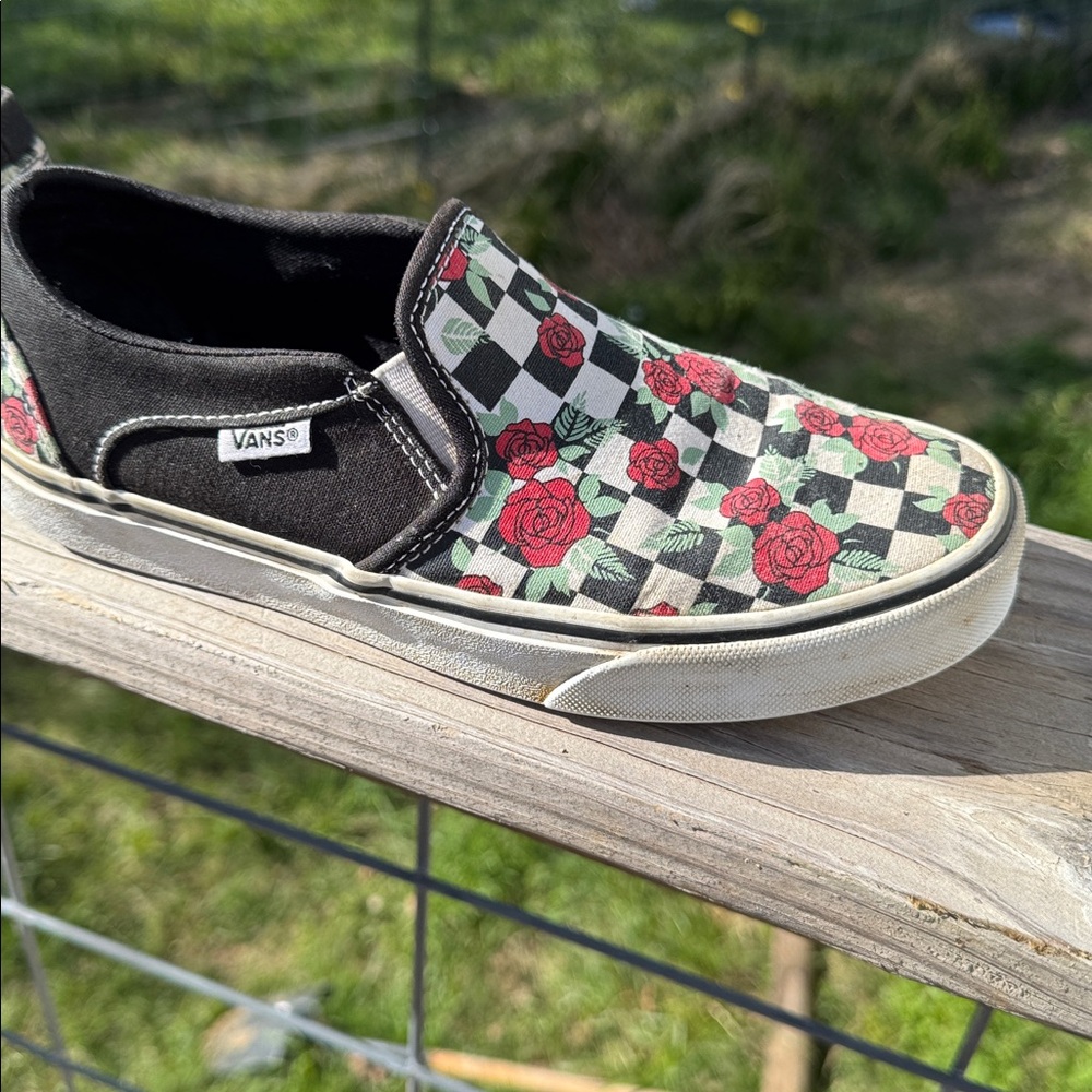 WELL LOVED Vans Checkered Rose Slip-On Shoes Women’s Size 7.5 - Picture 5 of 6